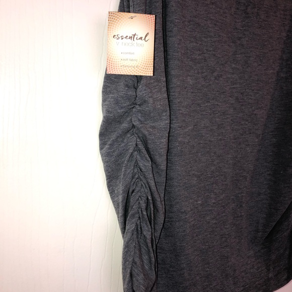 A:glow maternity top size XL NWT short sleeve V-neck  T-shirt Bundle2save - Picture 5 of 9